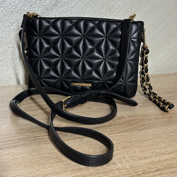 Vince Camuto Handbags - Vince Camuto Doyle Black Leather Quilted Small Crossbody Bag Wristlet Purse